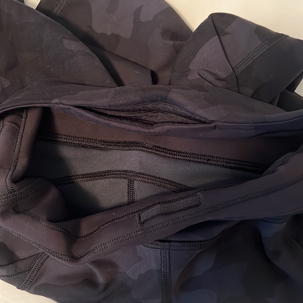 Lululemon Invigorate HR Tight - Picture 9 of 9